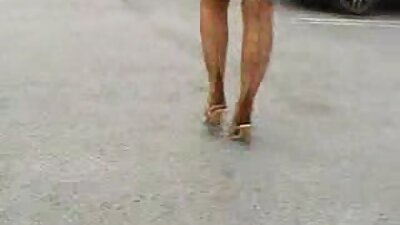 Hot blondes sing melu ing pesta seks kusut karo sawetara wong